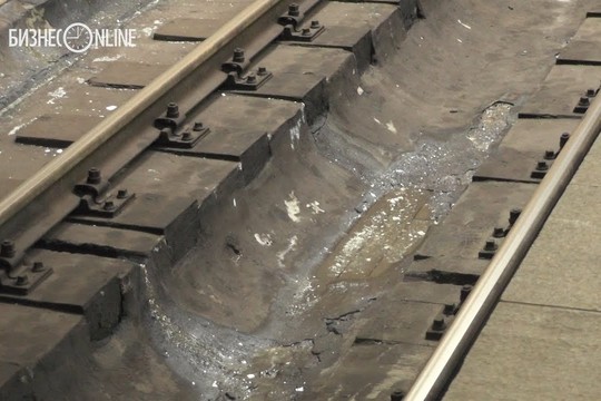 Почему казанское метро постоянно течет?