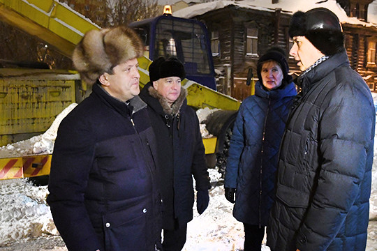 «Максимум неделя – и снова будет чисто от поребрика до поребрика»