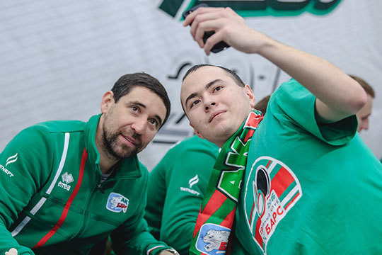 Автограф-шоу ХК «Ак Барс»