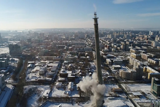 В Екатеринбурге снесли недостроенную телевизионную башню
