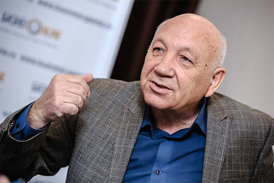 «По телевизору говорят, что у нас средняя зарплата – 35 тысяч рублей, – это тоже юмор»