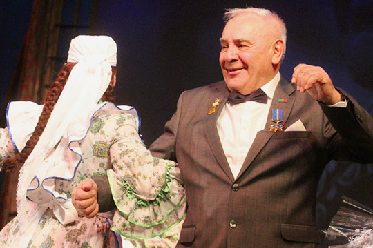 Салават – Тазетдинову: «Дай бог, на 90-летнем юбилее встретимся, мне 70 еще не будет»