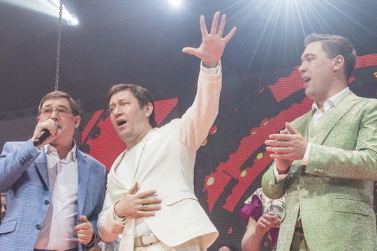 Элвин Грей и Салават выступили на церемонии TMTV