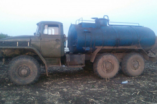В РТ задержали мужчин, сливших 30 «кубов» нефти из трубопровода