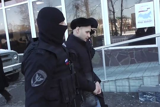 В Казани задержали подозреваемых в поджоге автомобиля владельца «Галереи вин»