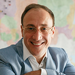 Артур Уразманов — создатель сети медицинских центров «Звезда»