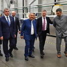 Минниханов с замглавы минпромторга РФ оценил крупные производства в Челнах