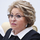 Матвиенко заявила, что в России не будут вводить ковидные паспорта