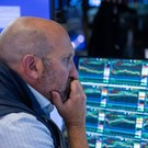 Фондовые индексы Европы и США снижаются из-за роста напряженности между РФ и Украиной