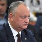 Додон проиграл оппозиционерке первый тур выборов президента Молдавии