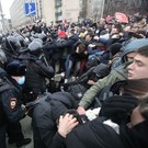 В Москве собрались более 40 тыс. митингующих: началась жесткая стычка с полицией