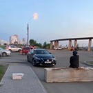 В Челнах неизвестные перекрыли бетонными блоками парковку возле ЖК «Вертикаль» 