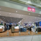 «Ъ»: сеть Uniqlo решила закрыть большинство магазинов в России