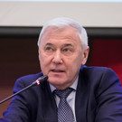 В Госдуме обсуждают выпуск новых банковских карт, которые позволят расплачиваться за границей