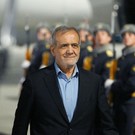 «Народ отметил вашу улыбку на лице»: Минниханов проводил президента Ирана до самолета