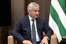 Президент Абхазии Рауль Хаджимба ушел в отставку