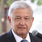 Президент Мексики предложил план мирового перемирия на пять лет