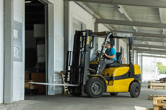 «Мы хотим освободить бизнесмена от необходимости содержать склад»