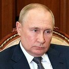 Путин регламентировал закон о контроле над иноагентами