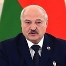 Лукашенко запретил выдавать белорусские паспорта за границей
