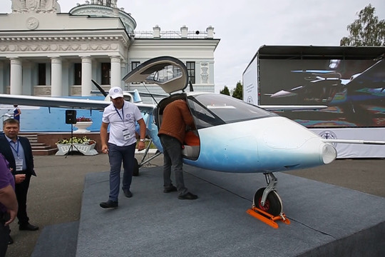 Авиакосмические технологии презентовали в Казани
