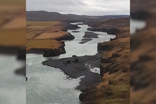 Минниханов показал всю красоту исландских водопадов