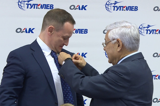 Депутаты проводили Александра Сидякина из Казани в Уфу