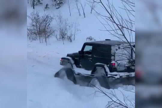 Рустам Минниханов опубликовал видео из поездки по зимнему бездорожью