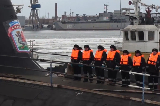 Минобороны опубликовало видео новейших субмарин «Князь Владимир» и «Казань»