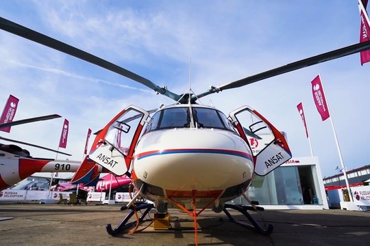 Вертолеты «Ансат» представили на авиасалоне в Ле-Бурже