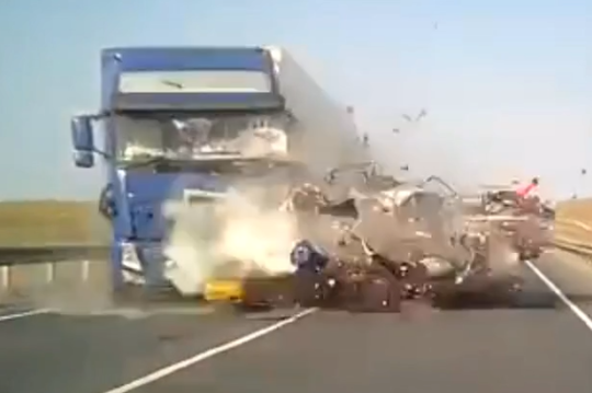 Появилось видео смертельного ДТП под Самарой