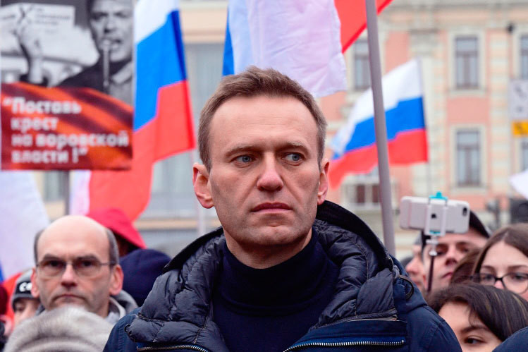 «Каждый день нам говорят, чтобы не ходили на митинг и не обсуждали эту тему»