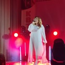 Анита Цой спела для мобилизованных в Казанском танковом училище