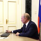 Песков ответил, играет ли Путин в компьютерные игры