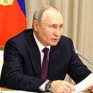 Путин призвал готовиться к 80-летию со Дня Победы за 1,5 года 