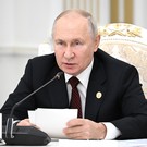 Путин подписал закон о штрафах за навязывание дополнительных товаров и услуг потребителям
