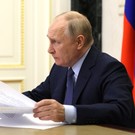 Кремль: Путин в 19:00 проведет большое совещание по событиям в Махачкале