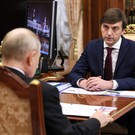 Глава минпросвещения – Путину: «Вторая смена осталась только в 15 процентах школ»