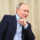 Путин заявил о «достаточно высоких» зарплатах у ряда рабочих профессий: «Начинается от 200–300 тысяч»