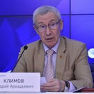 Сенатор Климов: смертная казнь фигурирует в российском законе