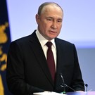 Путин: МВД должно работать в условиях, близких к военному времени