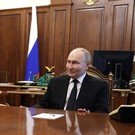 Путин потребовал от нового председателя ВС РФ Подносовой разобраться с загруженностью судов 