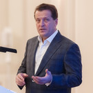 «Излишняя нервозность»: Метшин призвал избежать досконального контроля выпускников на ЕГЭ