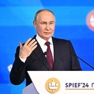 Путин объявил, что индексация пенсий работающим пенсионерам возобновится с 2025-го