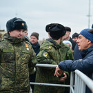 Минниханову рассказали о недостатках трофейной техники НАТО, выставленной в Казани (видео)
