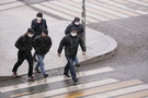 По России зафиксировали низкий уровень самоизоляции – на улице очень много людей