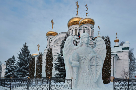 В Раифе готовятся к Новому году и Рождеству
