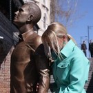 В центре Казани появился новый арт-объект, посвященный первой любви