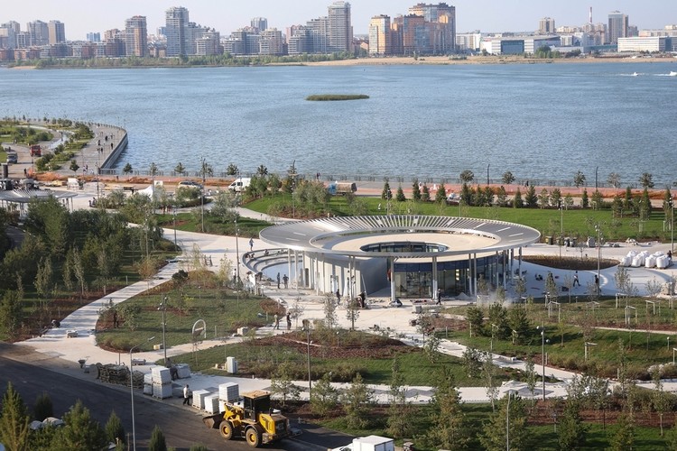 Последние приготовления к открытию детского парка «Елмай» 