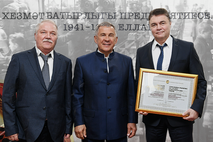 Есть города-герои, а есть героические предприятия
